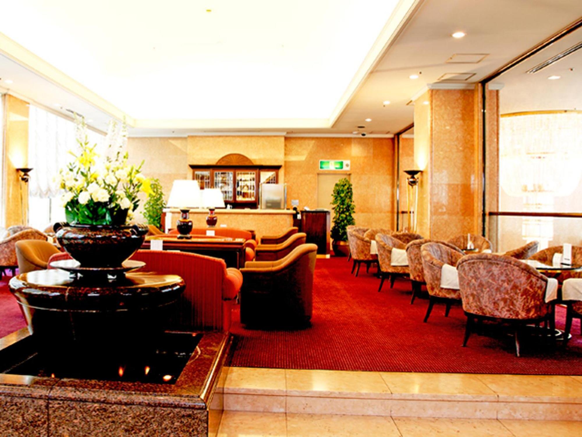 Century Royal Hotel Sapporo Bagian luar foto